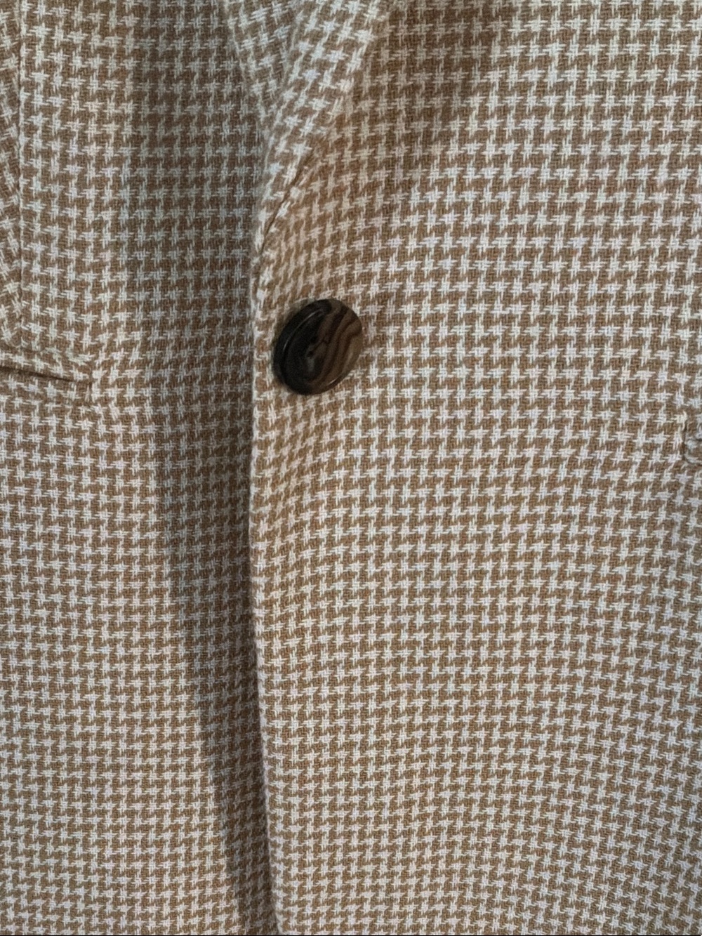 J. Crew Men's Tan Houndstooth Sport Coat - Picture 3 of 9
